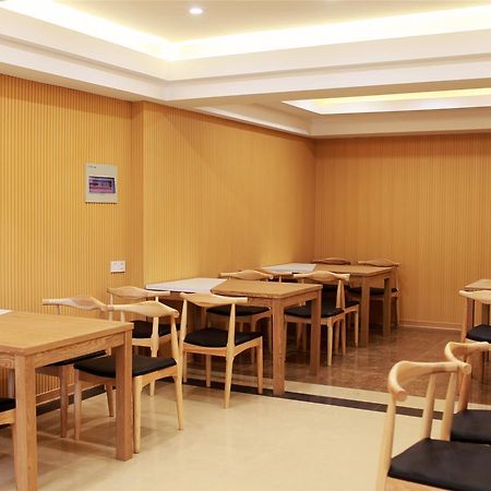 Greentree Inn Zhejiang Ningbo South Railway Station Express Hotel Exterior photo