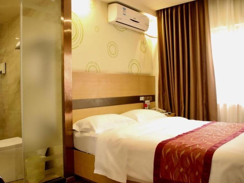 Greentree Inn Zhejiang Ningbo South Railway Station Express Hotel Exterior photo