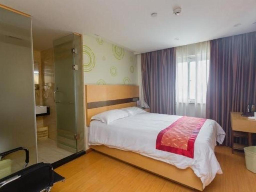 Greentree Inn Zhejiang Ningbo South Railway Station Express Hotel Exterior photo