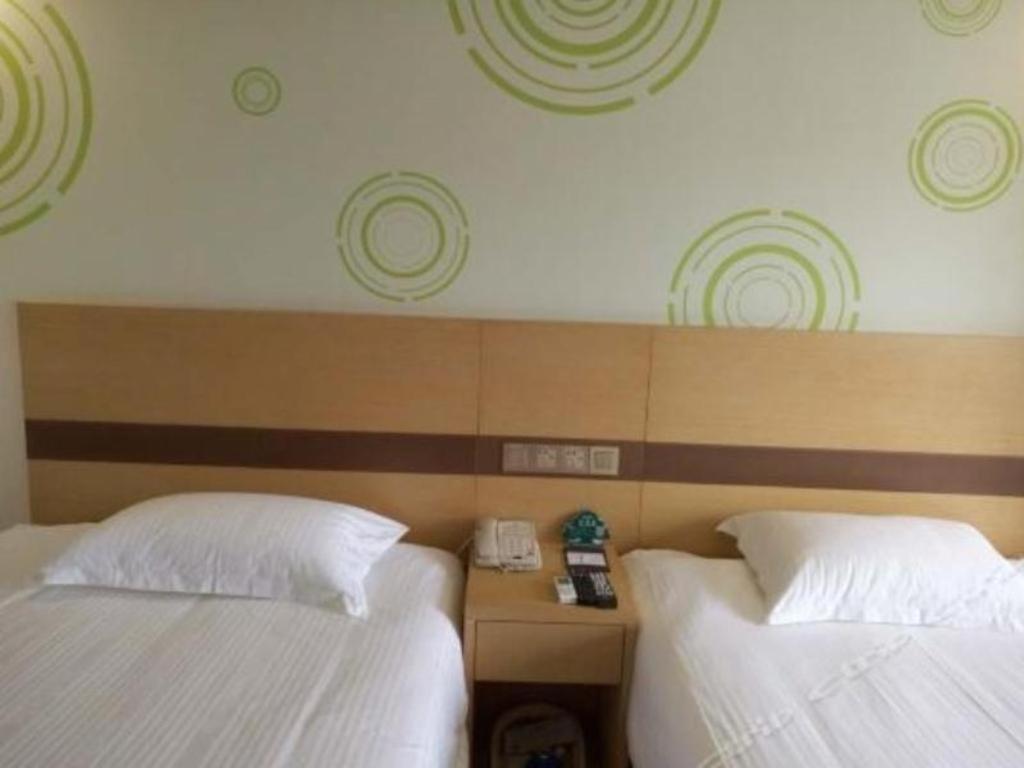 Greentree Inn Zhejiang Ningbo South Railway Station Express Hotel Exterior photo
