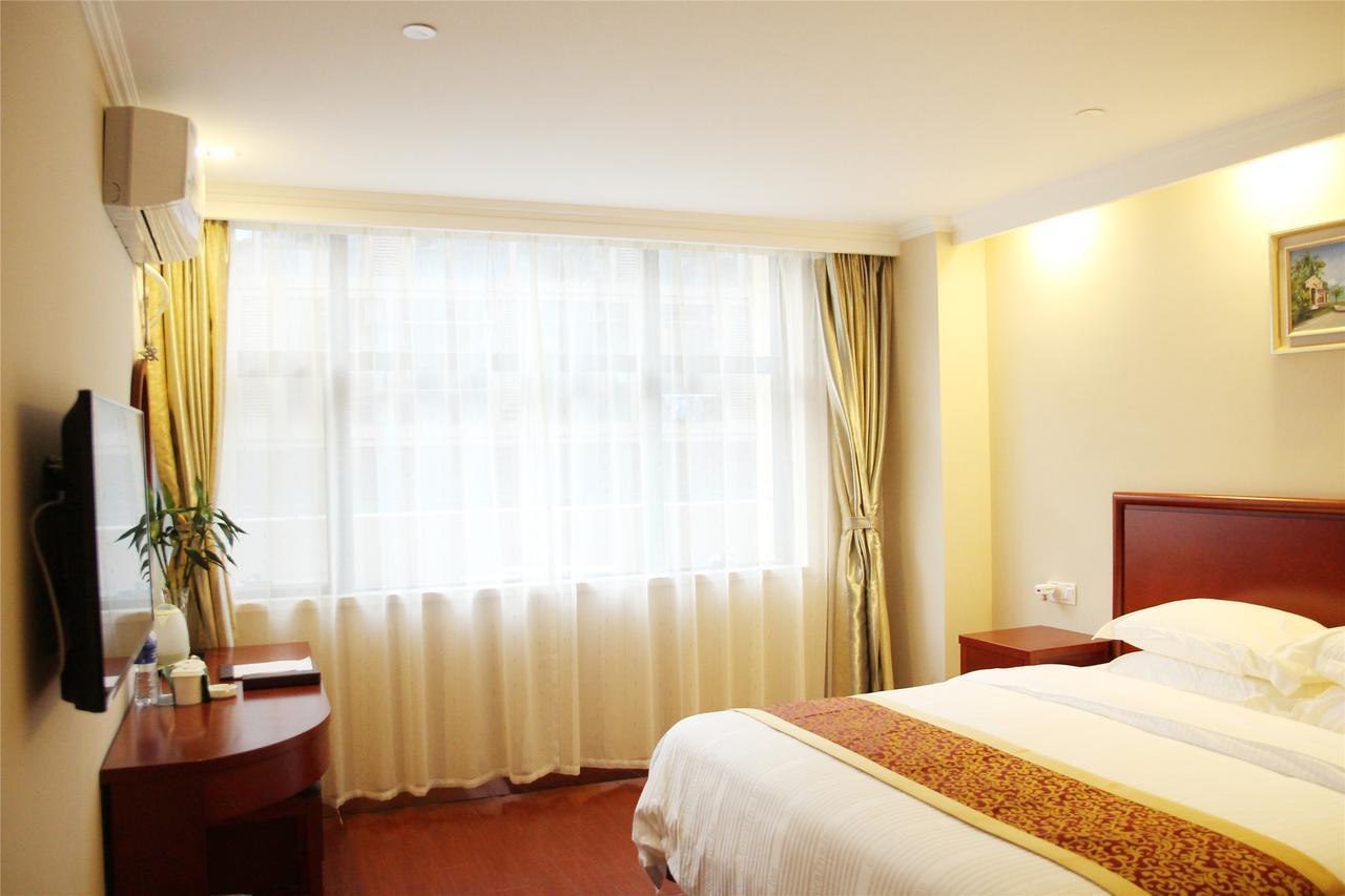 Greentree Inn Zhejiang Ningbo South Railway Station Express Hotel Exterior photo