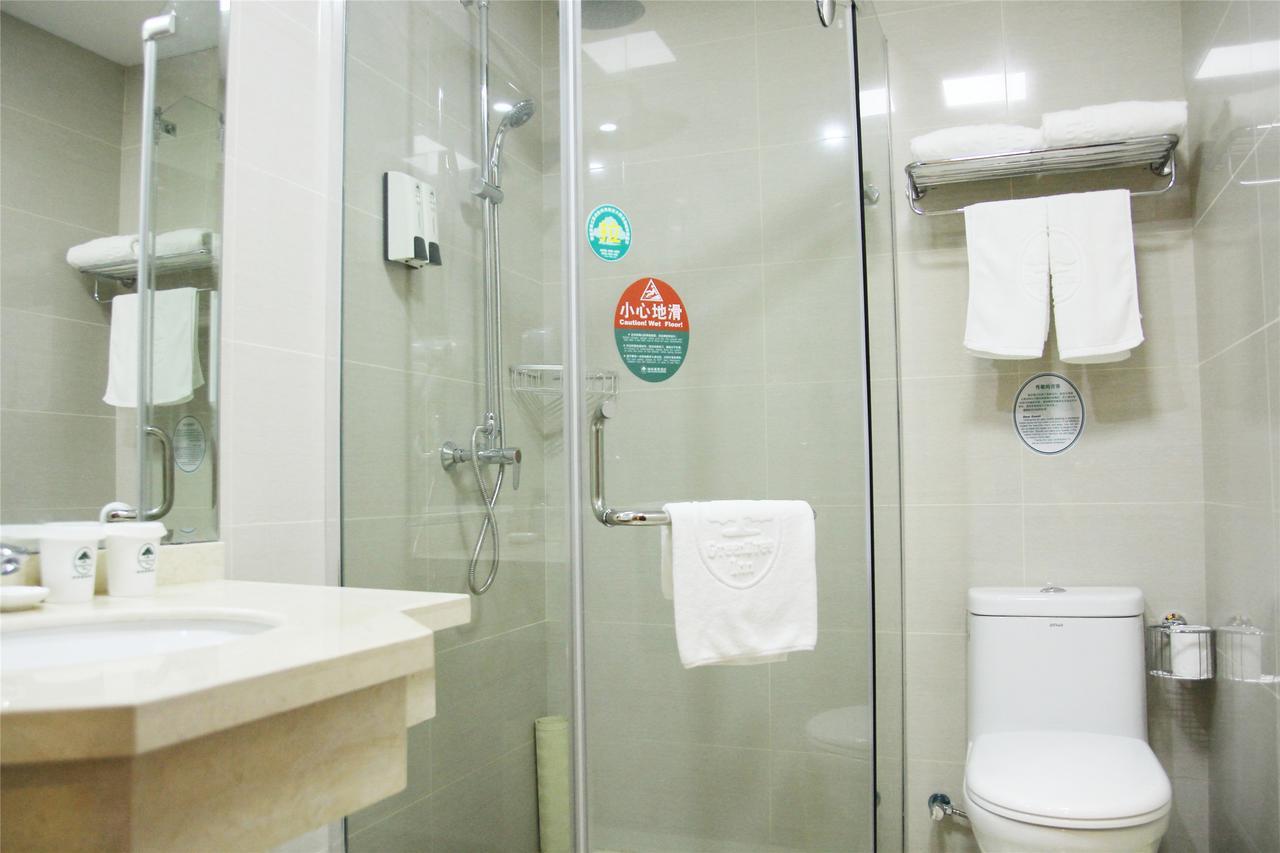 Greentree Inn Zhejiang Ningbo South Railway Station Express Hotel Exterior photo