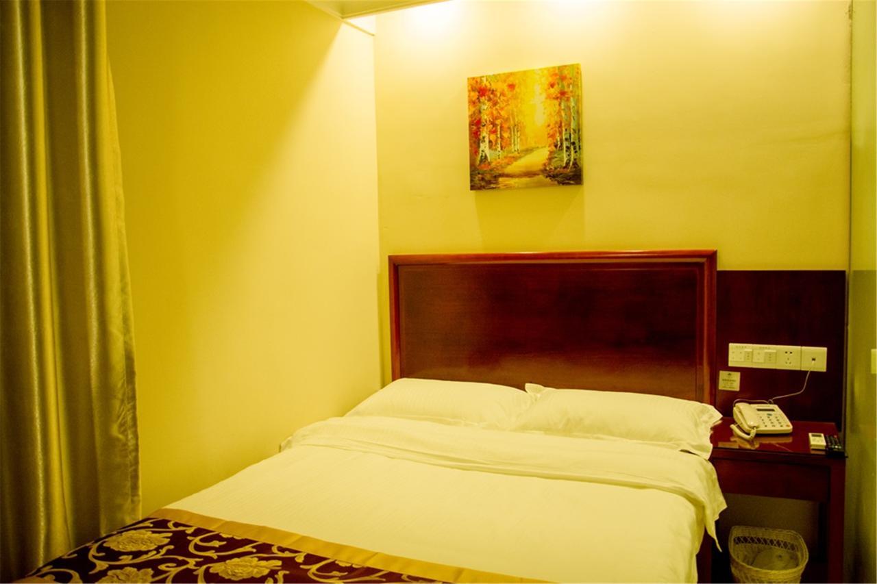Greentree Inn Zhejiang Ningbo South Railway Station Express Hotel Exterior photo