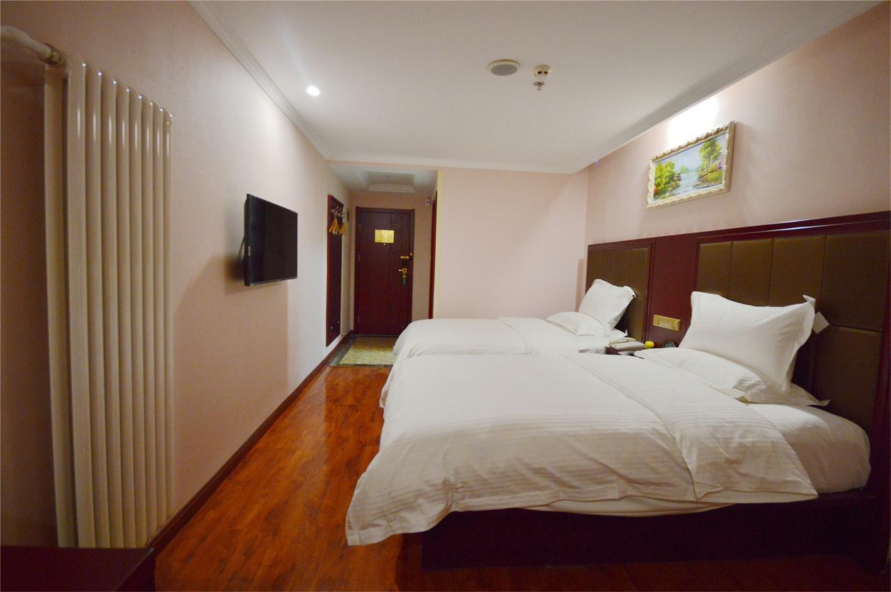 Greentree Inn Zhejiang Ningbo South Railway Station Express Hotel Exterior photo